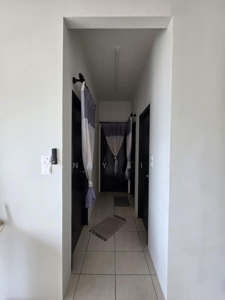 Pangsapuri untuk Disewa di Vista Danau Kota - Yanny Siow - Corridor - PropertyGuru.com.my