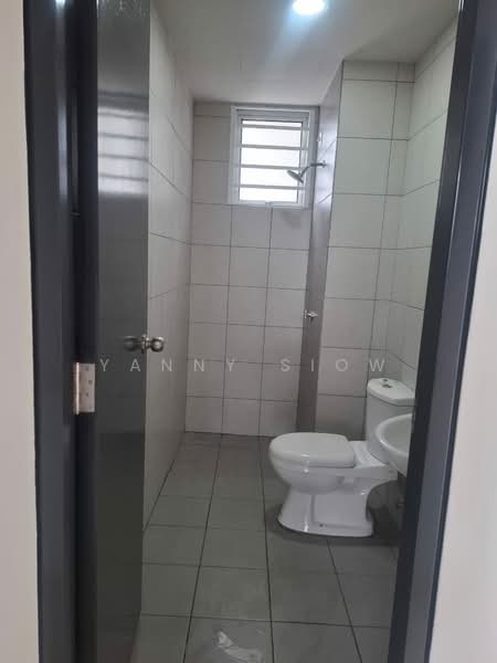 Pangsapuri untuk Disewa di Vista Danau Kota - Yanny Siow - Bathroom - PropertyGuru.com.my