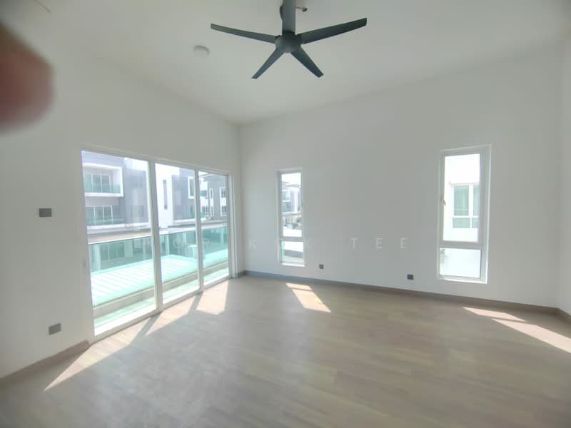 Rumah Berkembar untuk Disewa di Bandar Bukit Raja (Klang) - Kor Kok Tee - Living Room - PropertyGuru.com.my