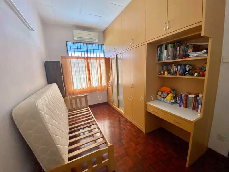 Rumah Teres 2 Tingkat untuk Dijual di Bayan Lepas (Penang) - Ping Koay - Bedroom - PropertyGuru.com.my