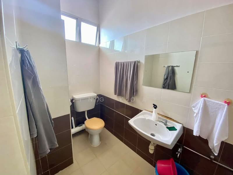 Rumah Teres 2 Tingkat untuk Dijual di Bayan Lepas (Penang) - Ping Koay - Bathroom - PropertyGuru.com.my