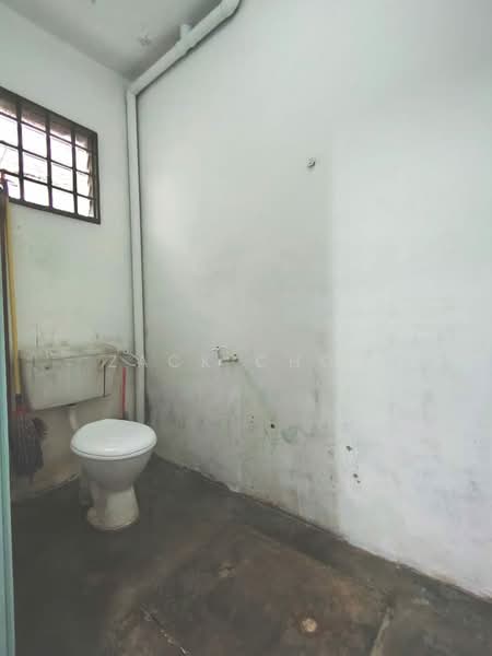 2-storey Terraced House for Sale in Taman Kota Masai (Pasir Gudang) - Zack Chow - Bathroom - PropertyGuru.com.my