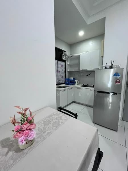 Kediaman Servis untuk Disewa di The Platino Serviced Apartment - Ellen Yeap - Kitchen - PropertyGuru.com.my