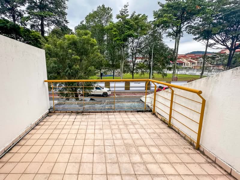 Townhouse for Sale in Jalan Ipoh (Kuala Lumpur) - N. Melisa - Balcony - PropertyGuru.com.my