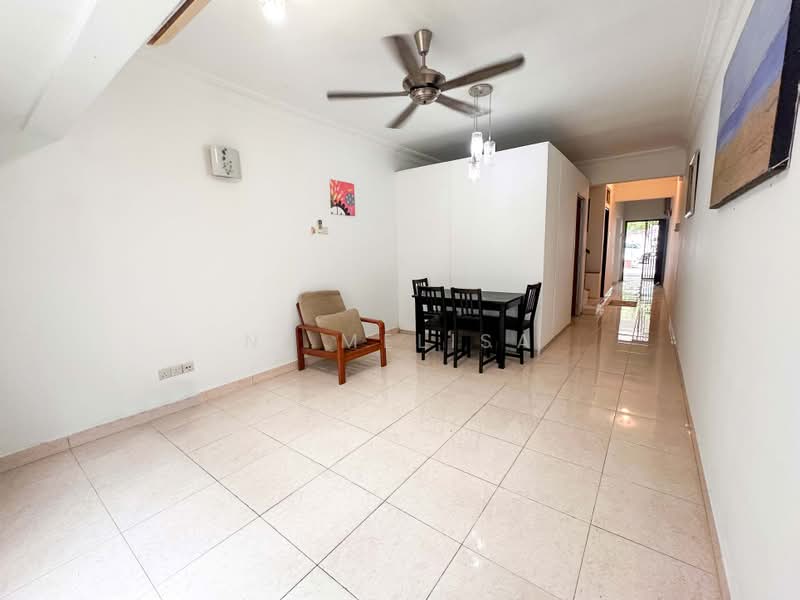 Townhouse for Sale in Jalan Ipoh (Kuala Lumpur) - N. Melisa - Living Room - PropertyGuru.com.my