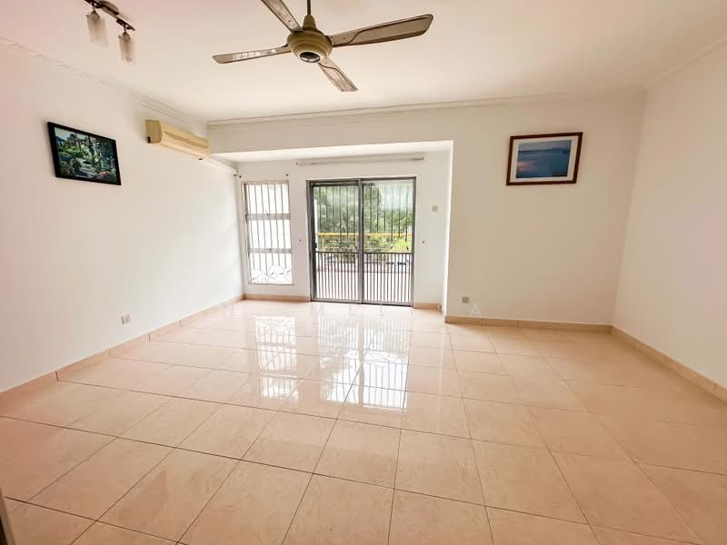 Townhouse for Sale in Jalan Ipoh (Kuala Lumpur) - N. Melisa - Living Room - PropertyGuru.com.my