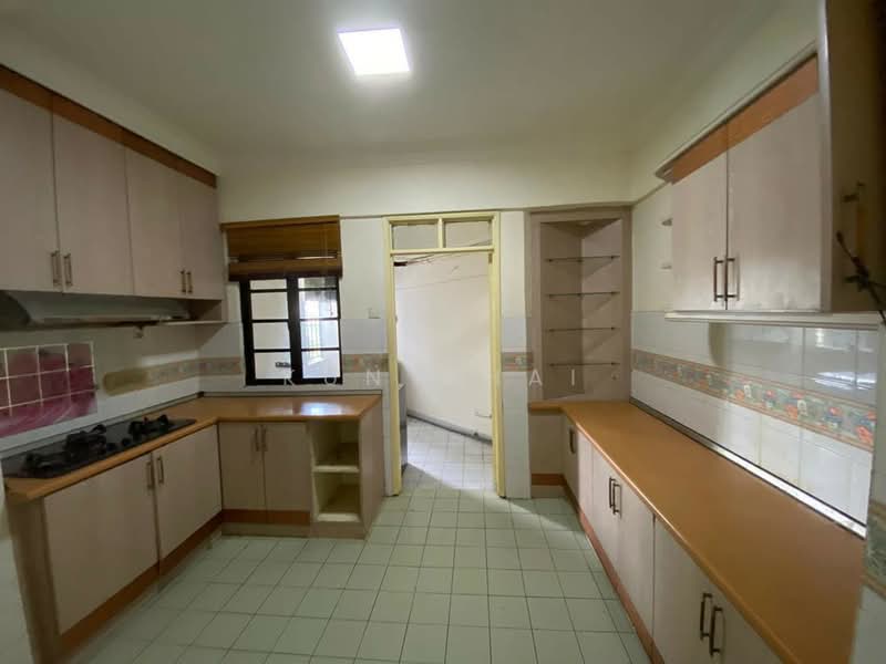 Kondominium untuk Disewa di Kondominium Tanjung Puteri - Kun Chai - Kitchen - PropertyGuru.com.my
