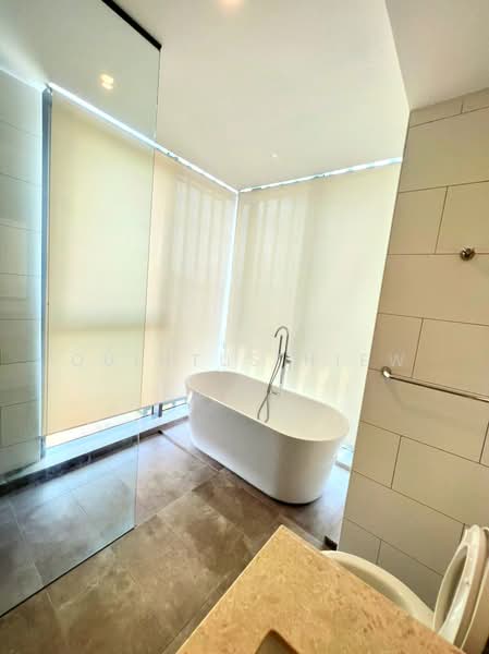 Kondominium untuk Disewa di Twy Duplex Condos - Quintus Hiew - Bathroom - PropertyGuru.com.my