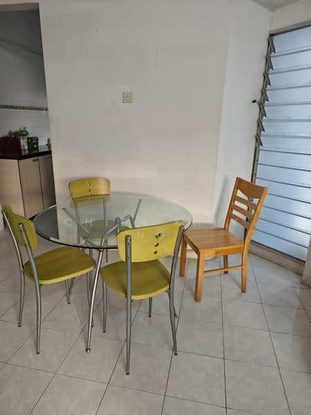 Pangsapuri untuk Dijual di Sri Permai - Chien Khek Ng - Dining Room - PropertyGuru.com.my
