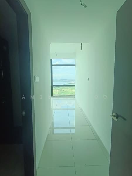 Servis Apartment untuk Dijual di Wave @ Marina Cove - Ambrose Too - Corridor - PropertyGuru.com.my