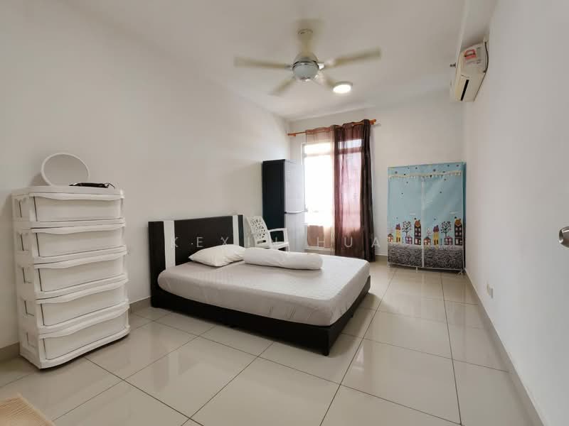 Apartment for Sale at Austin Suites (Permata Austin) - Kexin Hua - Bedroom - PropertyGuru.com.my