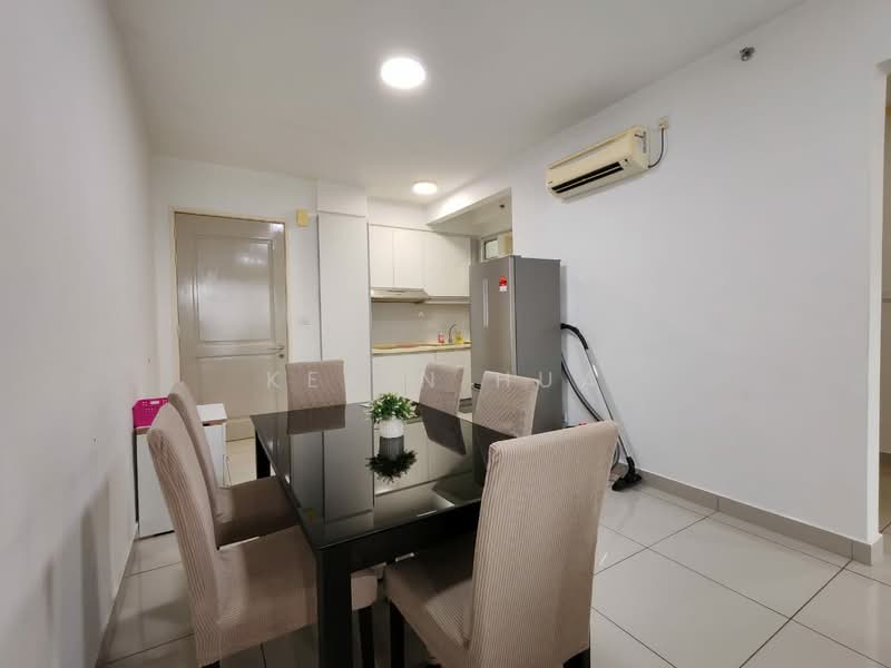 Apartment for Sale at Austin Suites (Permata Austin) - Kexin Hua - Dining Room - PropertyGuru.com.my