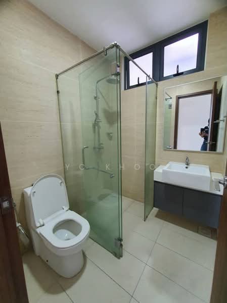 Servis Apartment untuk Disewa di Crescent Bay Suites (Teluk Bayu) - YC Khoo - PropertyGuru.com.my