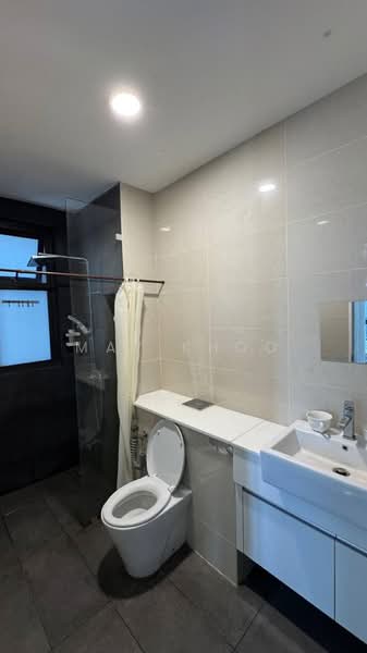 Servis Apartment untuk Dijual di Setia Sky 88 - May Khoo - Bathroom - PropertyGuru.com.my