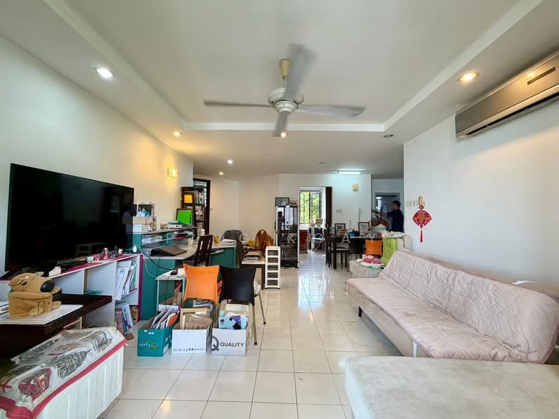 Kondominium untuk Dijual di Miami Green - Ping Koay - Living Room - PropertyGuru.com.my
