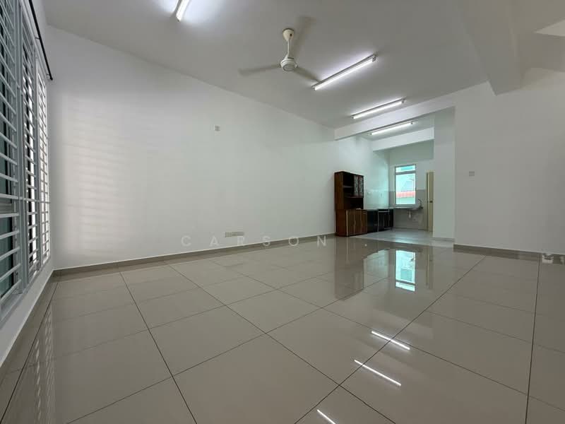 2-storey Terraced House for Sale in Bandar Seri Alam (Masai) - Carson . - Living Room - PropertyGuru.com.my