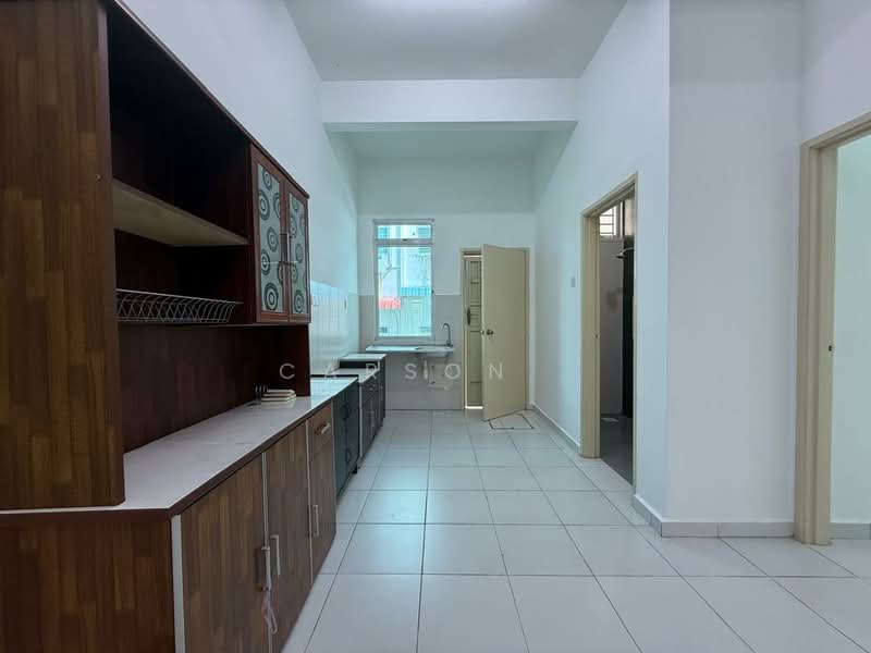 2-storey Terraced House for Sale in Bandar Seri Alam (Masai) - Carson . - Kitchen - PropertyGuru.com.my