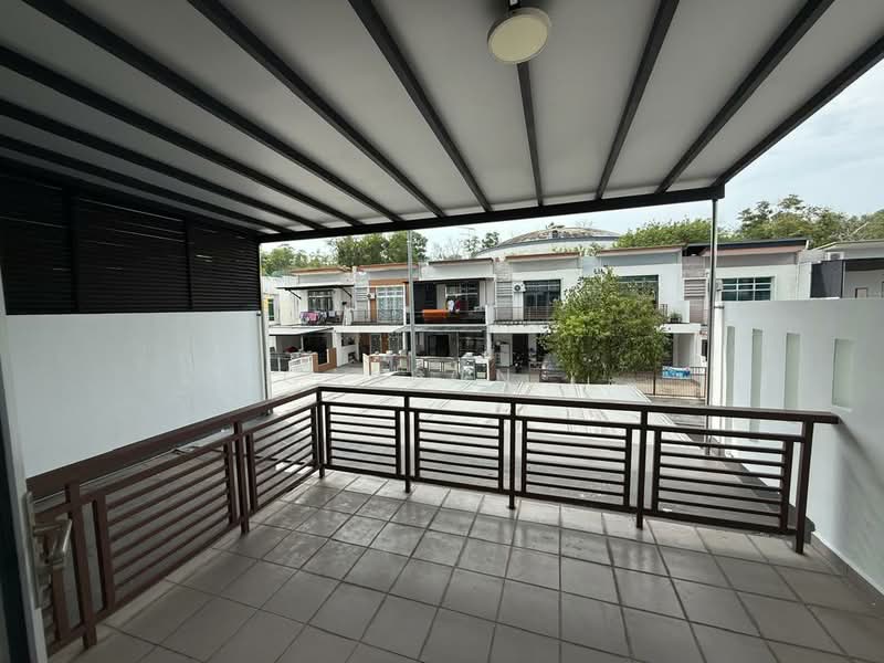 2-storey Terraced House for Sale in Bandar Seri Alam (Masai) - Carson . - Exterior - PropertyGuru.com.my