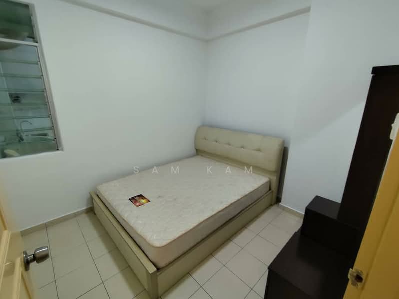 Condominium for Rent at The Waterfront Condominium - Sam Kam - Bedroom - PropertyGuru.com.my