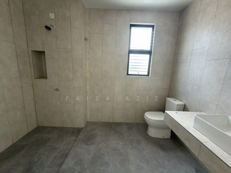 2-storey Terraced House for Rent in Kajang (Selangor) - Faiza Aziz - Bathroom - PropertyGuru.com.my