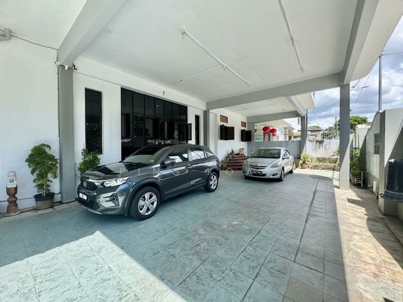 Semi-Detached House for Sale in Tanjung Tokong (Penang) - Ping Koay - Exterior - PropertyGuru.com.my