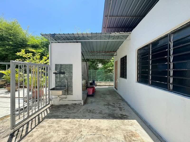 Semi-Detached House for Sale in Tanjung Tokong (Penang) - Ping Koay - Exterior - PropertyGuru.com.my