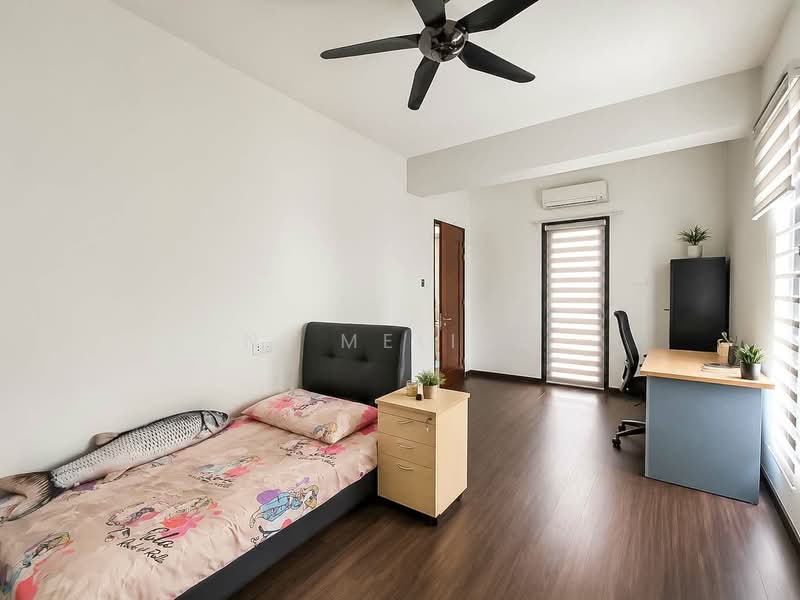 3-storey Terraced House for Sale in Taman Saujana Suria (Kajang) - N. Melisa - Bedroom - PropertyGuru.com.my