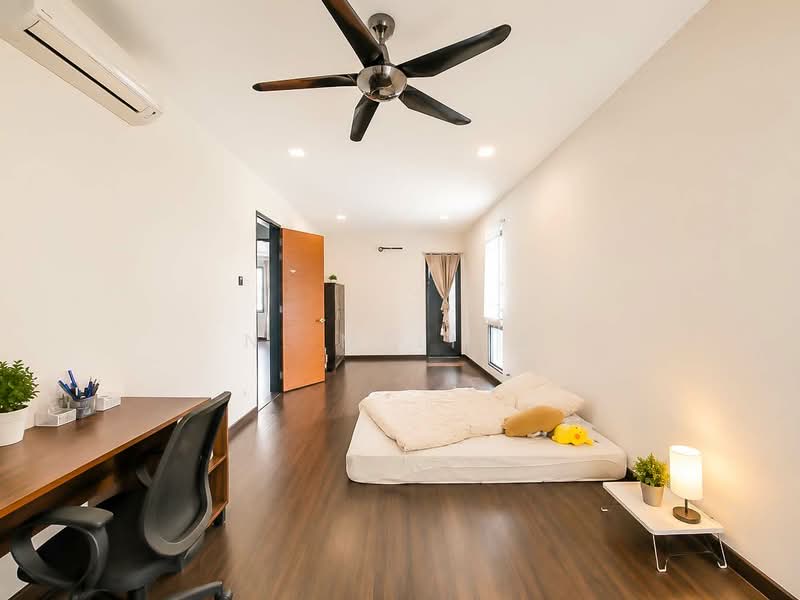 3-storey Terraced House for Sale in Taman Saujana Suria (Kajang) - N. Melisa - Bedroom - PropertyGuru.com.my