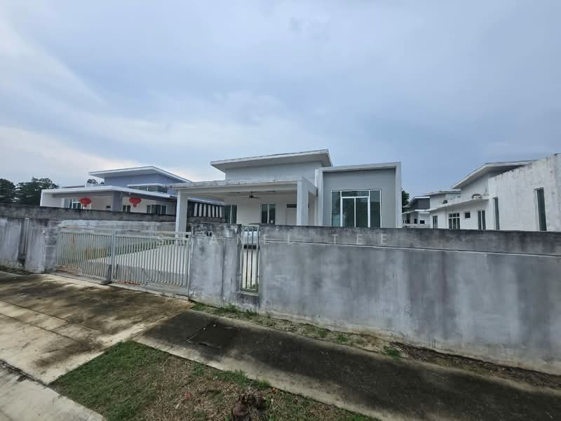 Rumah Banglo untuk Dijual di Bandar Seri Impian (Kluang) - Shanel Tee - Exterior - PropertyGuru.com.my