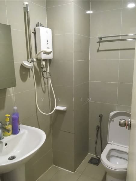 Servis Apartment untuk Disewa di The Scott Garden SOHO - Yen Lim - Bathroom - PropertyGuru.com.my