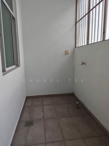 Rumah Teres 2 Tingkat untuk Dijual di Taman Kluang Perdana (Kluang) - Shanel Tee - Exterior - PropertyGuru.com.my