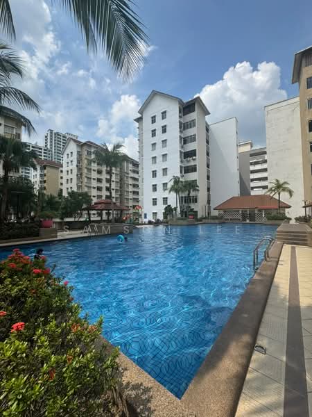 Servis Apartment untuk Dijual di Fortune Avenue - Samson Lee - Pool - PropertyGuru.com.my
