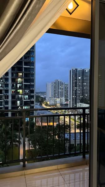 Kediaman Servis untuk Dijual di Country Garden Central Park - Carson . - View - PropertyGuru.com.my