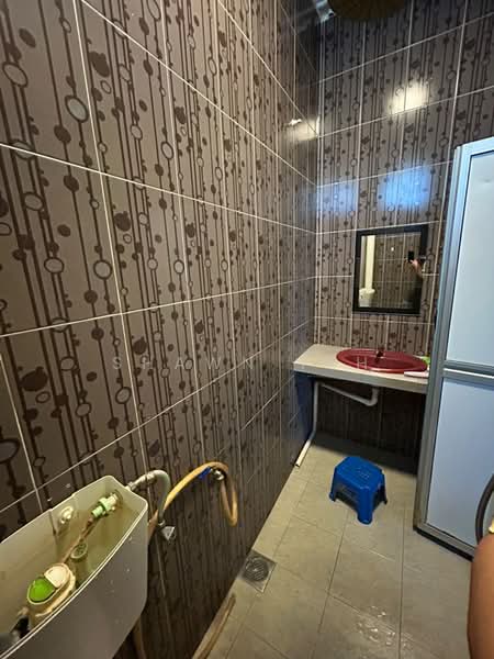 2-storey Terraced House for Sale in Taman Datuk Thamby Chik Karim (Batu Berendam) - Shawn Teh - Bathroom - PropertyGuru.com.my