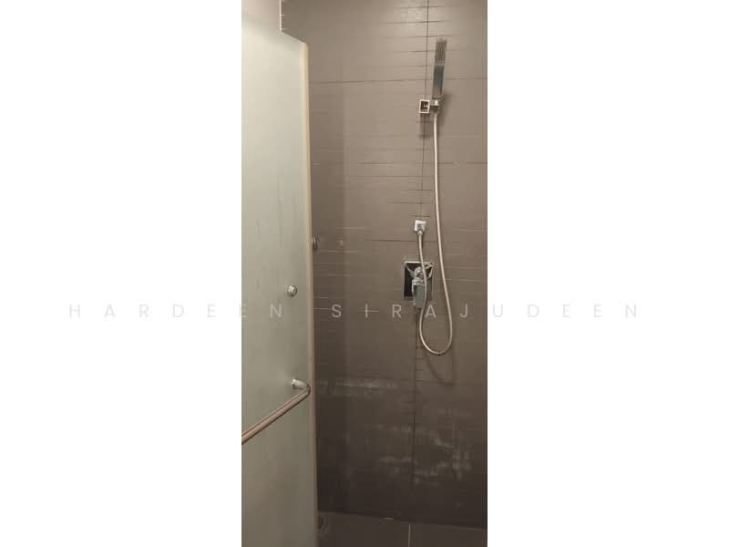 Rumah Teres untuk Dijual di Brickfields (Kuala Lumpur) - Hardeen Sirajudeen - Tiolet Shower - PropertyGuru.com.my