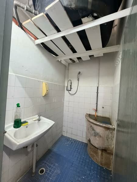 Shop for Rent in Bandar Putra Kulim (Kulim) - Kah Hui Teoh - Bathroom - PropertyGuru.com.my