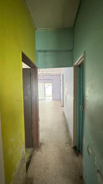 1-storey Terraced House for Sale in Taman Ehsan (Kepong) - CK Wong - Corridor - PropertyGuru.com.my