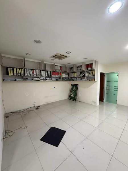 Office for Sale in Bandar Puteri Puchong (Puchong) - Ginny Seow - Interior - PropertyGuru.com.my