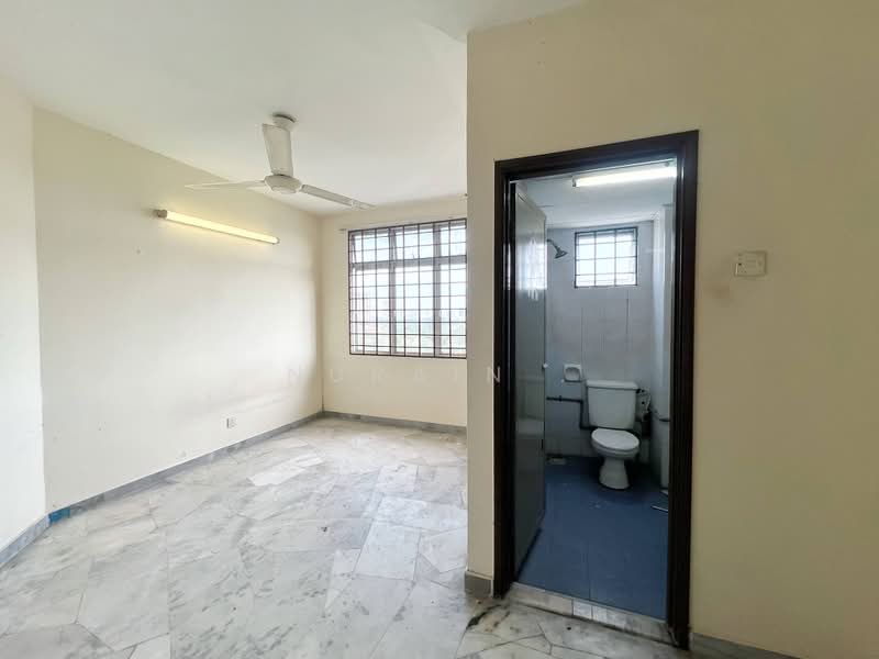 Pangsapuri untuk Dijual di Ilham Apartment - Nurain . - PropertyGuru.com.my