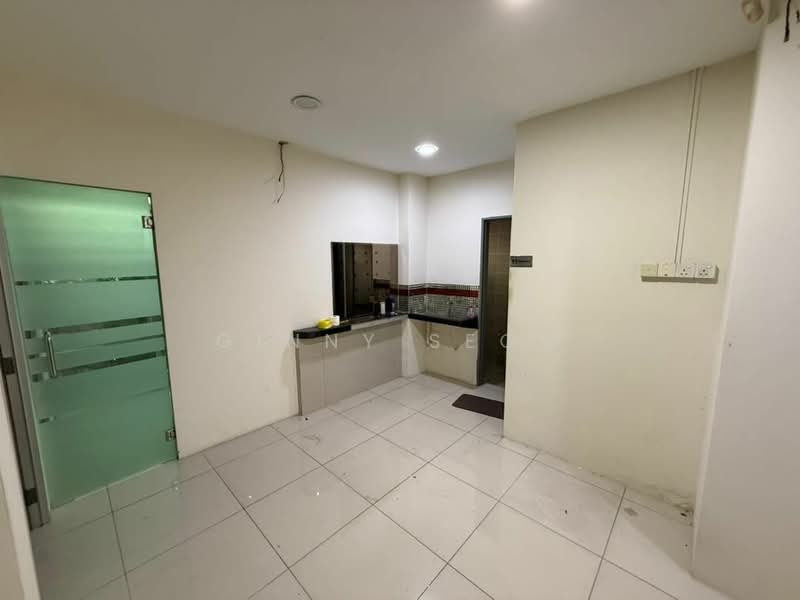 Kedai / Pejabat untuk Dijual di Bandar Puteri Puchong (Puchong) - Ginny Seow - Interior - PropertyGuru.com.my