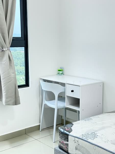 Service Residence for Rent at Parkland Residence - Scarlett Wong - Study - PropertyGuru.com.my