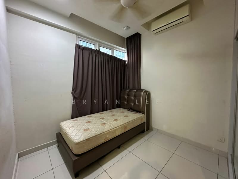 Condominium for Sale at Sri Putramas III / Royal Regent - Bryan Lee - Bedroom - PropertyGuru.com.my