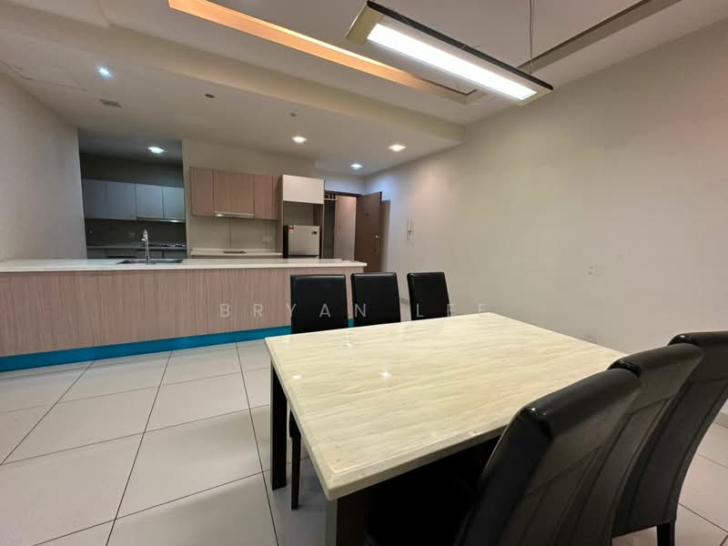 Condominium for Sale at Sri Putramas III / Royal Regent - Bryan Lee - Dining Room - PropertyGuru.com.my