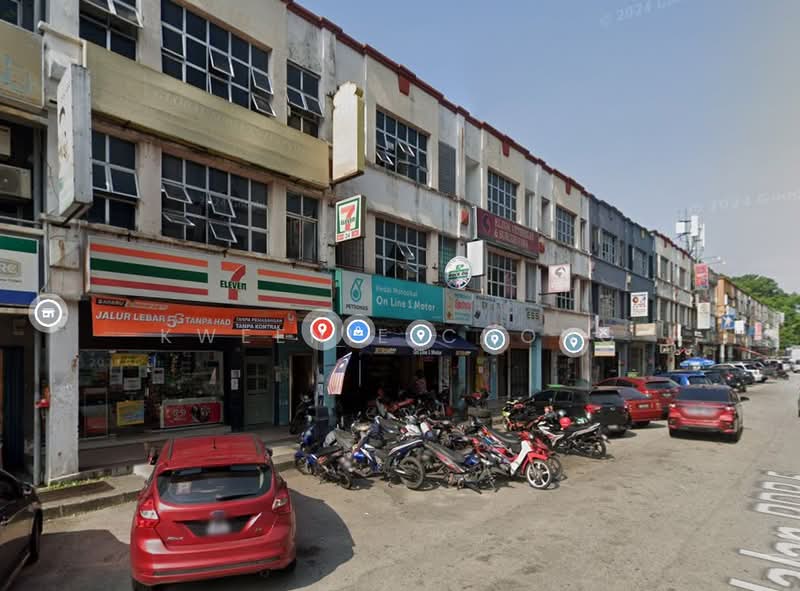 Shop for Sale in Kawasan Perniagaan Desa Ria (Balakong) - Kweenie Chong - Exterior - PropertyGuru.com.my