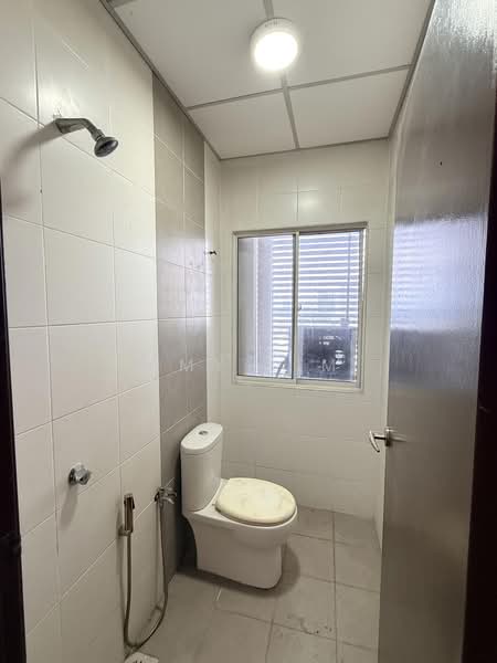 Pejabat untuk Disewa di Shah Alam (Selangor) - Amy Lim - Bathroom - PropertyGuru.com.my