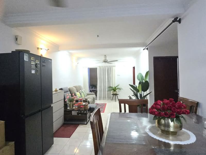 Condominium for Sale at Avant Court Condominium - Kew . - Living Room - PropertyGuru.com.my