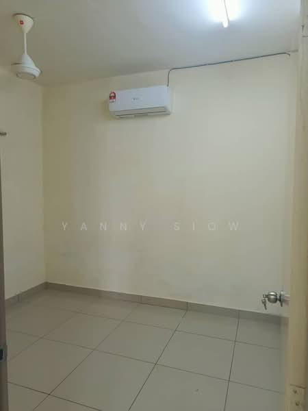 Service Residence for Sale at Platinum Lake PV 21 - Yanny Siow - Interior - PropertyGuru.com.my