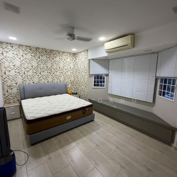 2-storey Terraced House for Sale in Lestari Putra (Seri Kembangan) - Aiden Dang - Bedroom - PropertyGuru.com.my