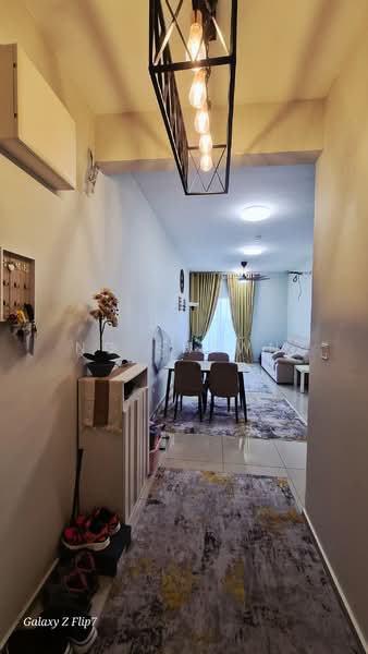 Servis Apartment untuk Disewa di Gravit8, Klang - Ng Shawn - Entrance - PropertyGuru.com.my