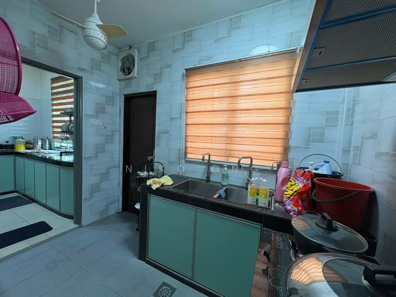Rumah Teres 2 Tingkat untuk Dijual di Bandar Dato Onn (Tebrau) - Niko Ong - Kitchen - PropertyGuru.com.my